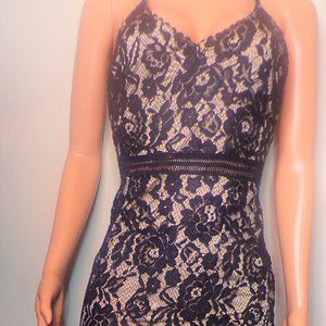 BLACK SND BEIGE LACE DRESS SIZE 10